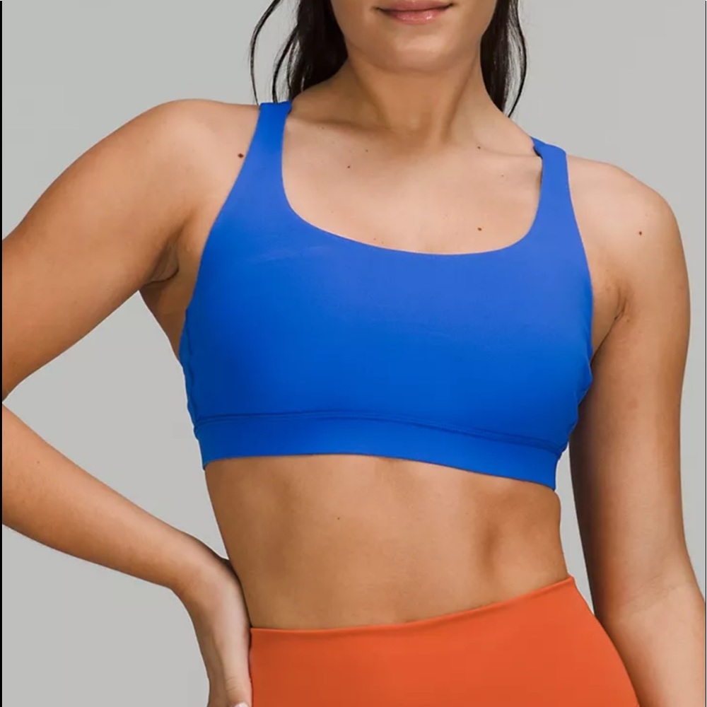 Lululemon sports bra